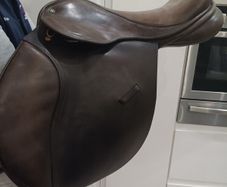 Saddle Wide  17 inch