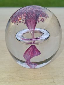 Glass paperweight by Jerpoint Glass