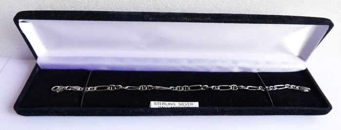 Vintage 925 Sterling Silver Figaro Link Chain Bracelet (in original box) length 7,5" - 5,2g