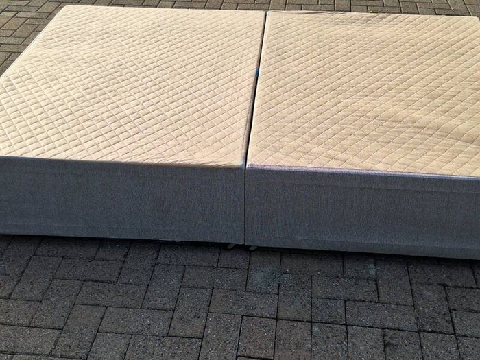 Double bed base and mattress