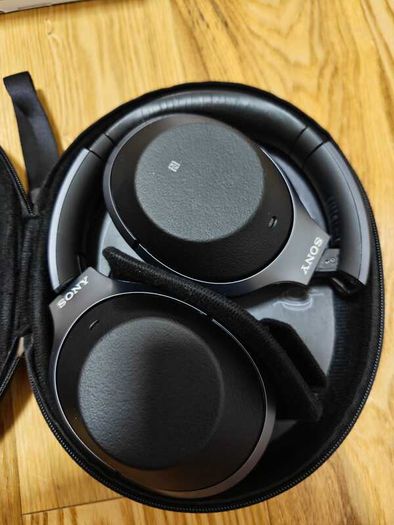 Sony WH-1000XM2 Wireless Noise Cancelling Headphones