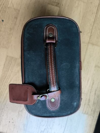 Cosmetics / jewellery storage (travel) bag