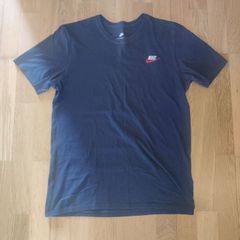 Nike T-shirt (M)