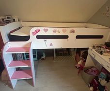 childs bed