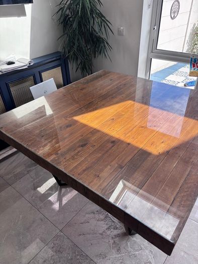 dining table, bench and coffee table