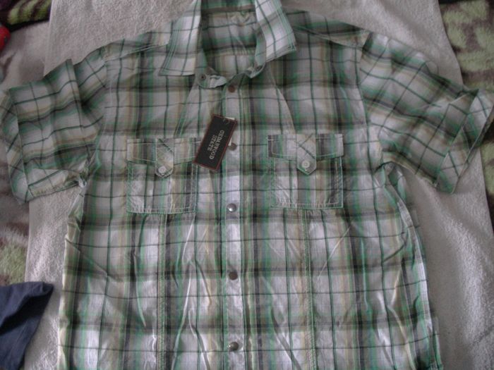 short sleeved shirt