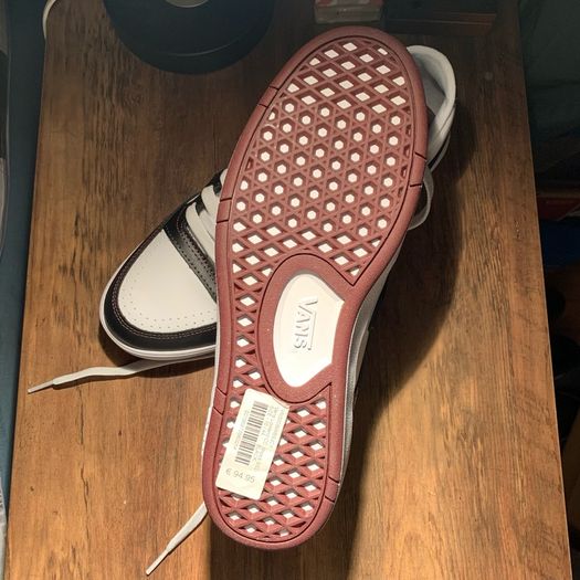 Vans Lowland