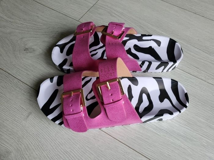 Women's shoes