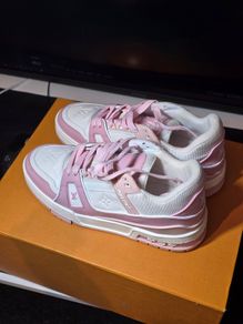 Louis Vuitton Trainer Pink Rose