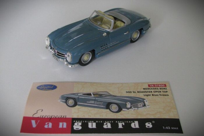 Diecast Model Mercedes-Benz 300SL (W198) - Collectable Vanguards 1:43