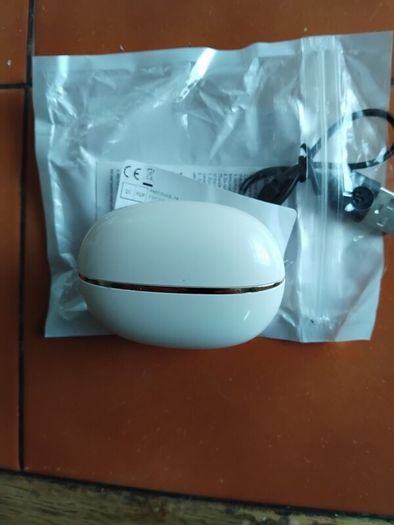 New clipon bluetooth earphones