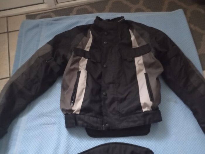 Motorcycle pants and jacket