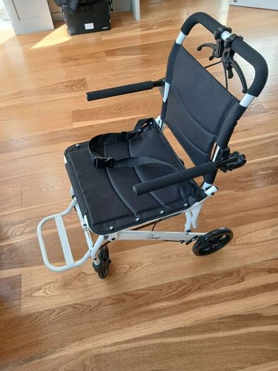 folding wheelchair