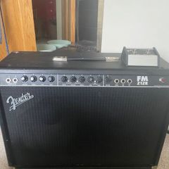 Fender Guitar Amp FM212R