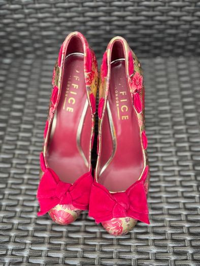 VINTAGE style shoes from Office