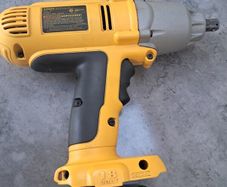 Dewalt wrench