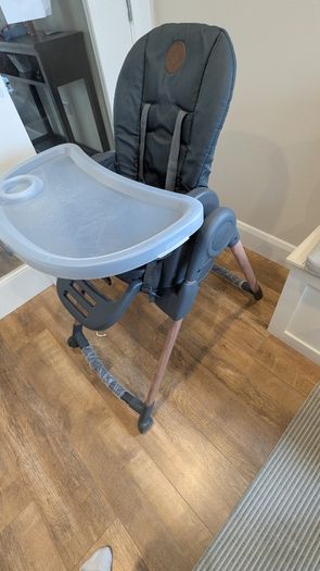 Maxi Cosi Highchair