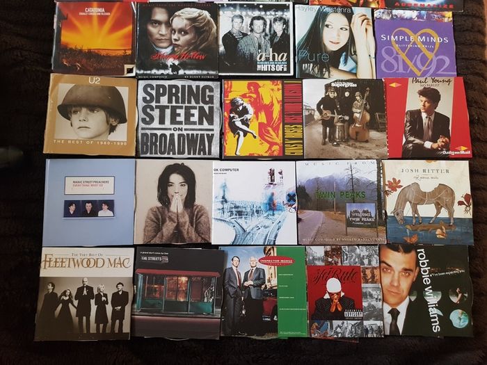 Cd collection  x38 GnR, ub40, Jay Z etc