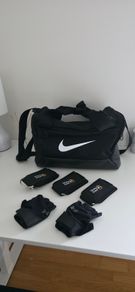 New Nike Brasilia XS duffel bag + under armour gloves + ankle straps