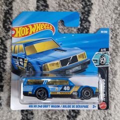 Hot Wheels - Volvo 240 Drift Wagon