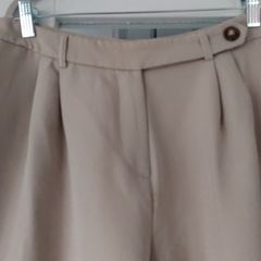 New beige trousers