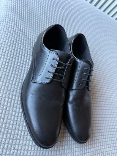 Black Leather Derby Shoes men