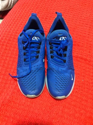 Mens Nike trainers size 6 reduced