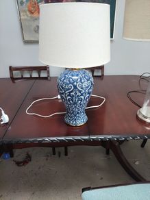 Table lamp