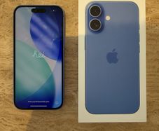 iPhone 16 (Blue)