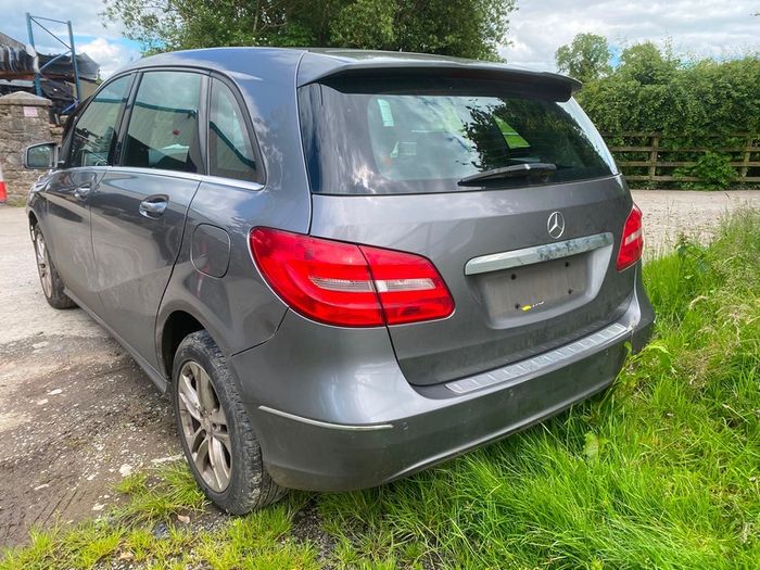 2014 Mercedes-benz B Class B180 Sports Tourer Breaking For Parts