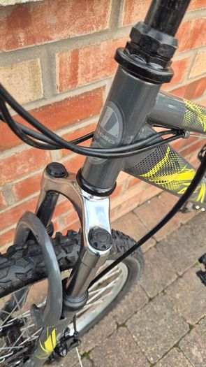 apollo mtb mountain kids youngster bike