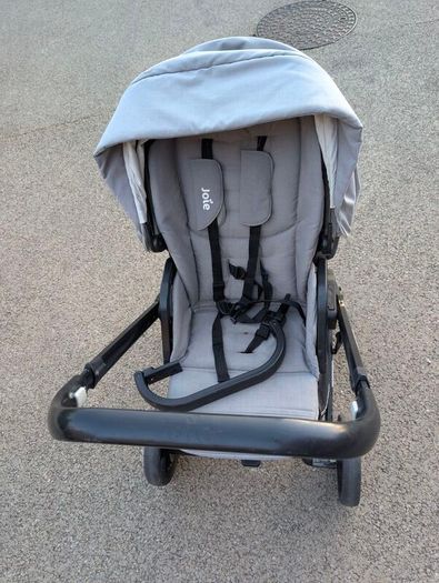 baby stroller