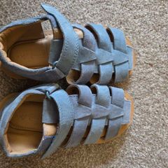 Next boys sandals