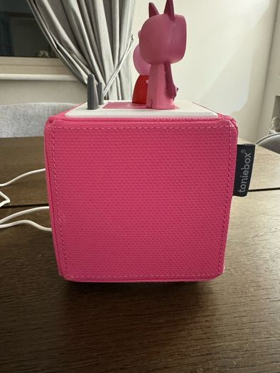 Pink Toniebox with 2 free Tonies