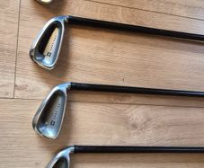 Wilson graphite shaft deep red golf clubs and bag