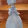 Stunning RETIRED Lladro Snow Maiden  8412 Image 4
