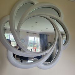 wall mirror