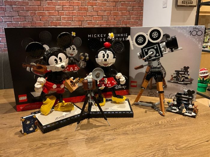 LEGO 43179 Mickey & Minnie / 43230 Disney 100 Camera