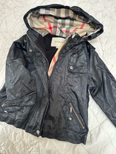 Burberry girls