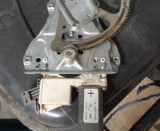 electric window motor toyota avensis