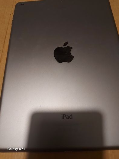 Apple Ipad Air 1st, 32 GB, Space Gray, Activation Locked, Excellent Cosmetic Condition, for parts or repair