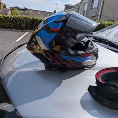 Motorcycle helmet