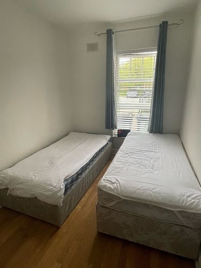 2 single bed with mattress