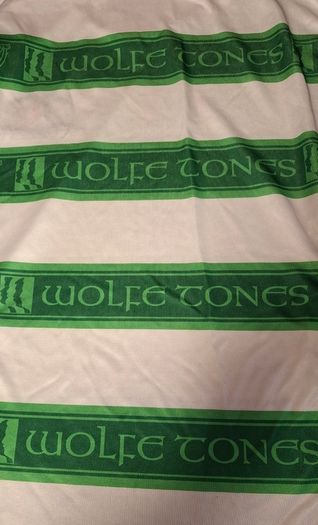 Vintage Wolfe Tones Late 90s Concert Football Jersey (Adult Large)