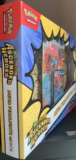 Pokemon Ascended Heros MEGA Feraligatr ex Box