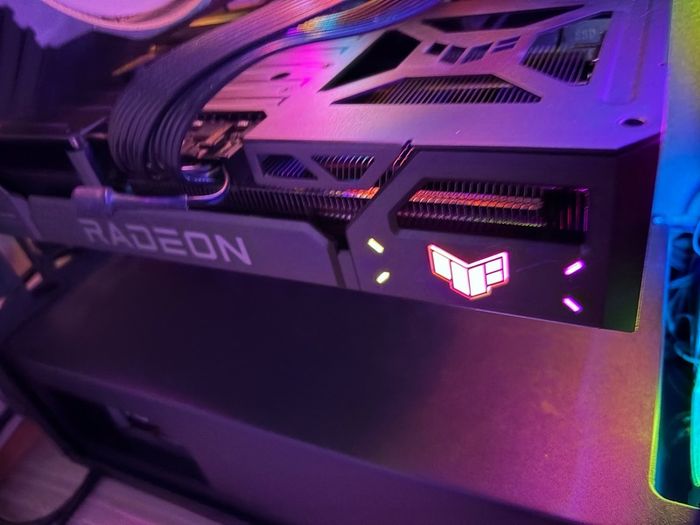 Asus TUF Gaming AMD Radeon RX 9070 OC Edition