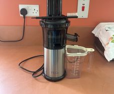 Slow Juicer