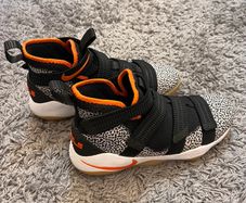 Nike Lebron Soldier 11 Safari Shoes