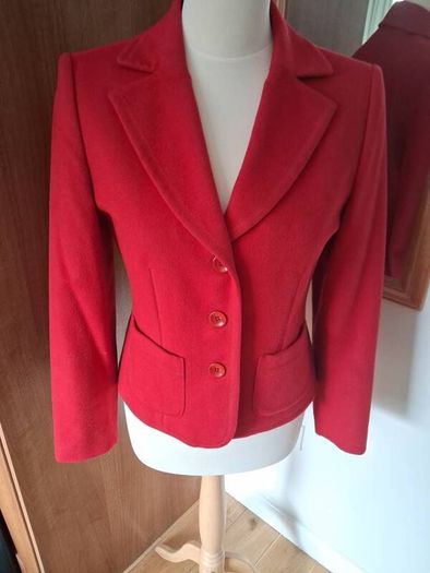 Lovely Gerry Weber Quality Short Red Blazer Size 10