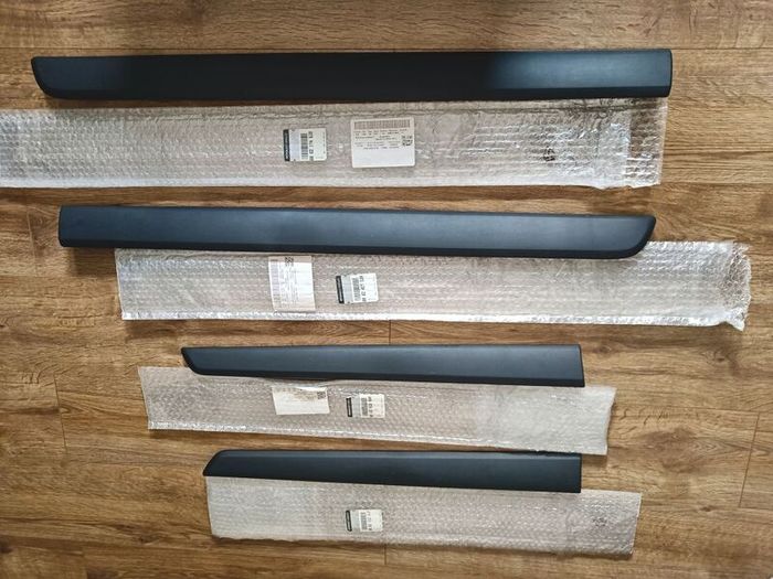 Genuine Renault Kangoo Mk2 Door Moulding / Protection Trim Strip Set (4 Pieces) OEM